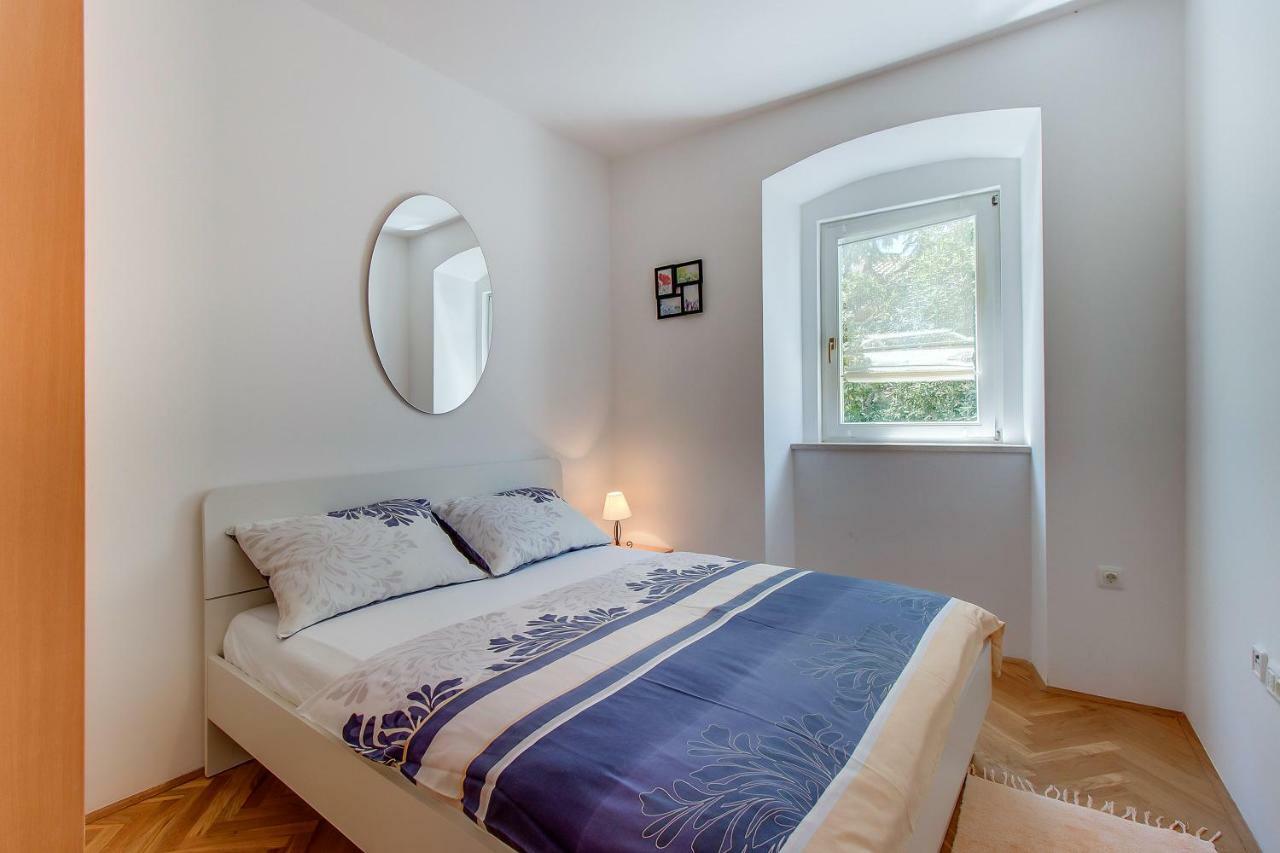 Apartments Bellus Mare Mali Lošinj Buitenkant foto