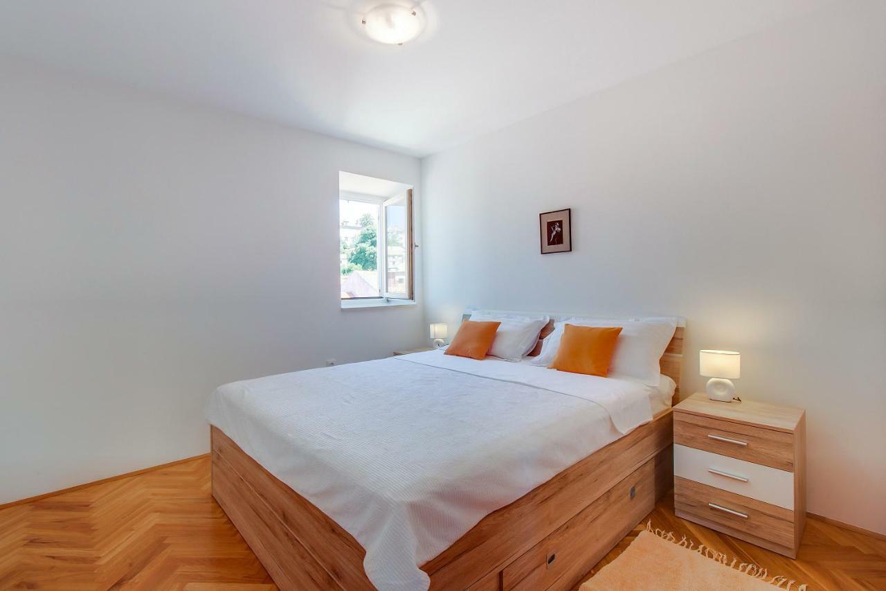 Apartments Bellus Mare Mali Lošinj Buitenkant foto