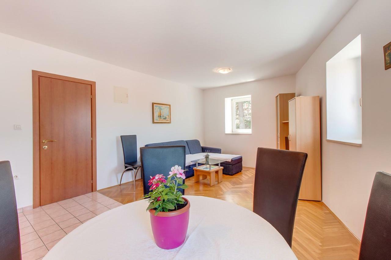 Apartments Bellus Mare Mali Lošinj Buitenkant foto