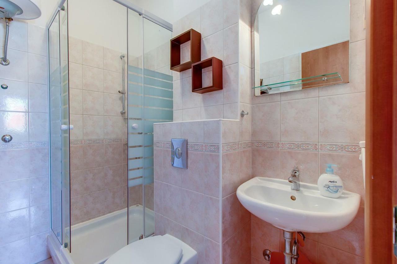 Apartments Bellus Mare Mali Lošinj Buitenkant foto